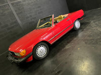 location Mercedes w107 vue 2